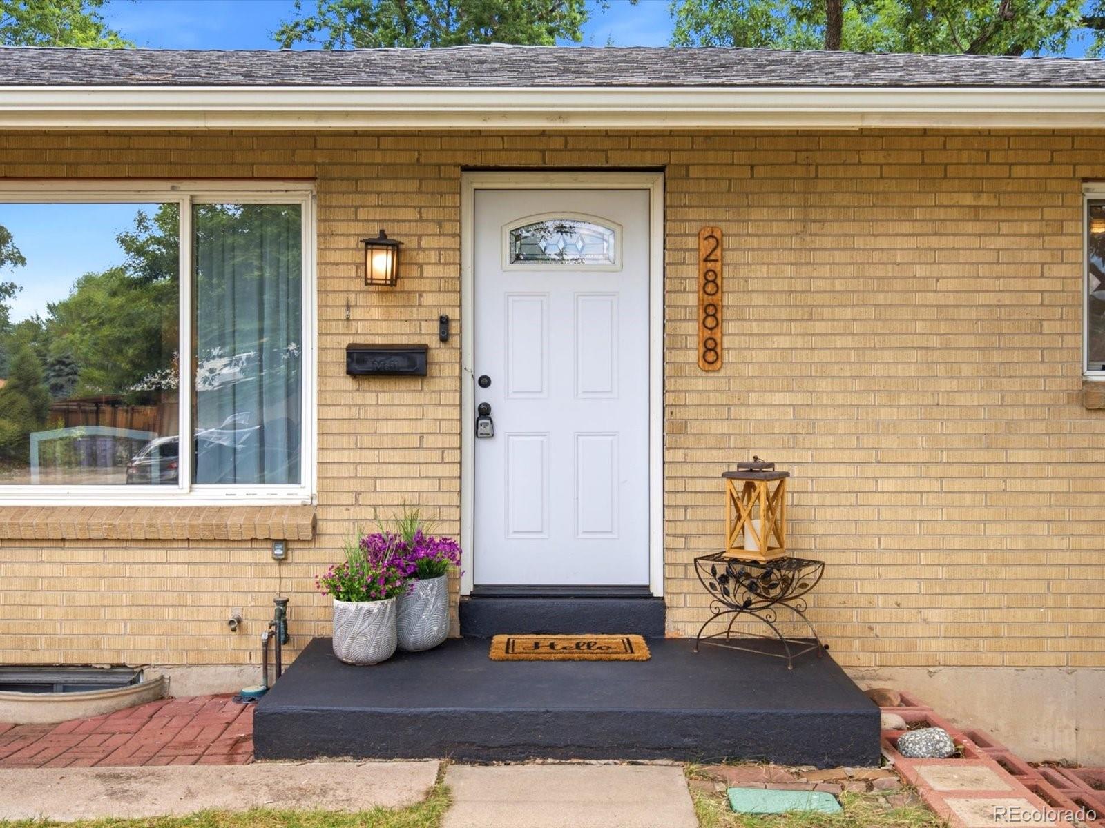 2888 S Zurich Court
