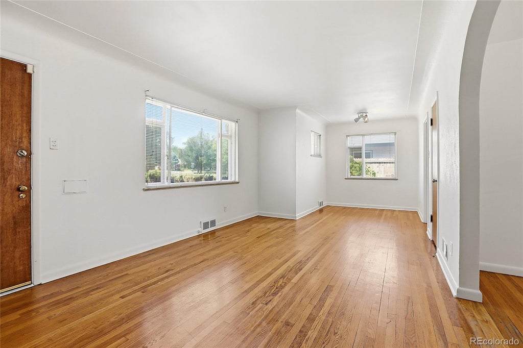 Photo of 7115 E 6th Avenue Parkway, Denver, CO 80220 (MLS # 4327529)