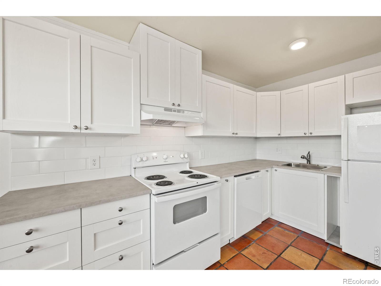 3030 Oneal Parkway 39