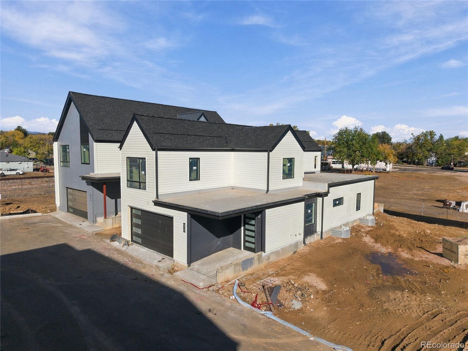 629 Lombardi Circle