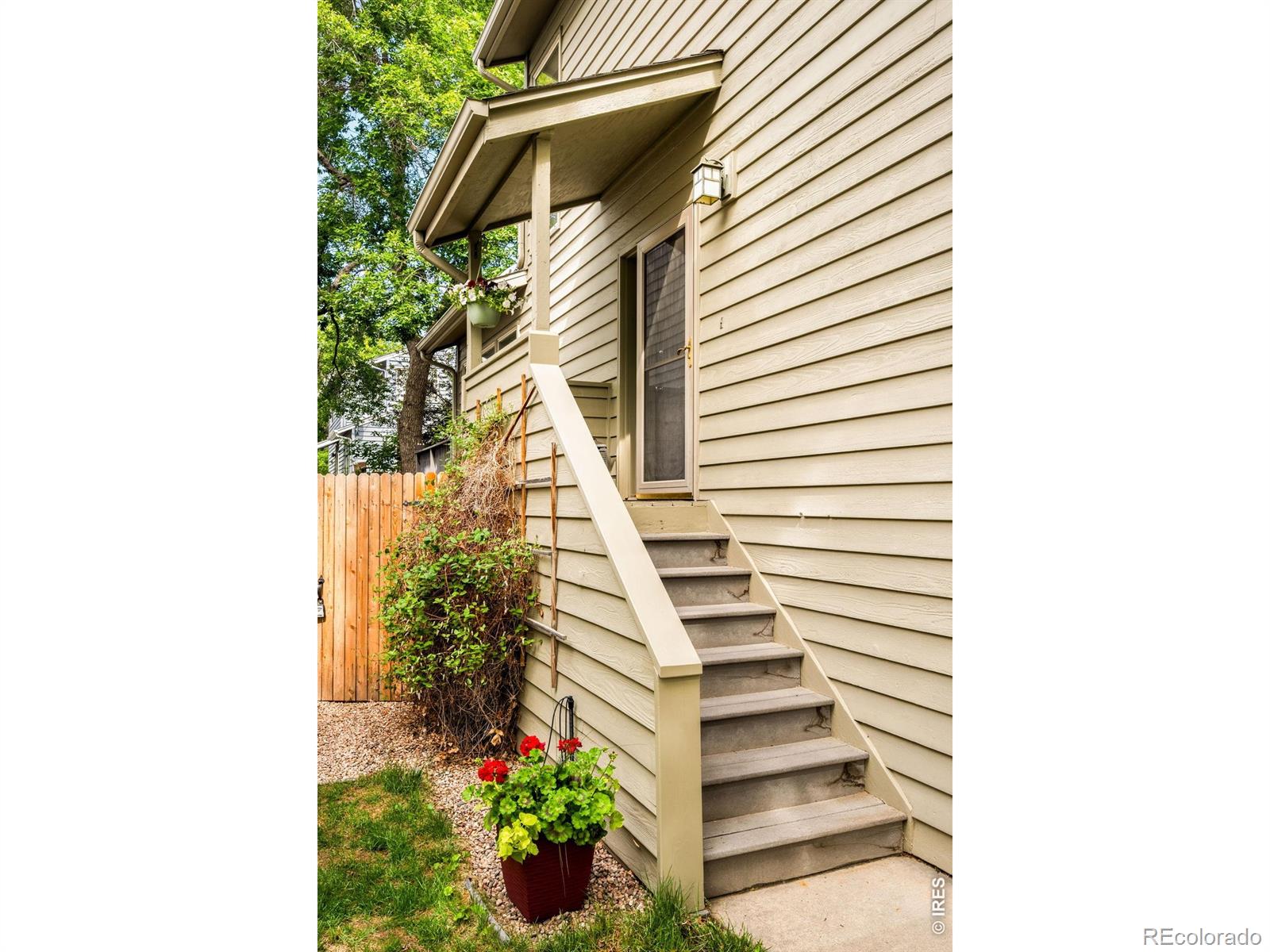 77 Genesee Court