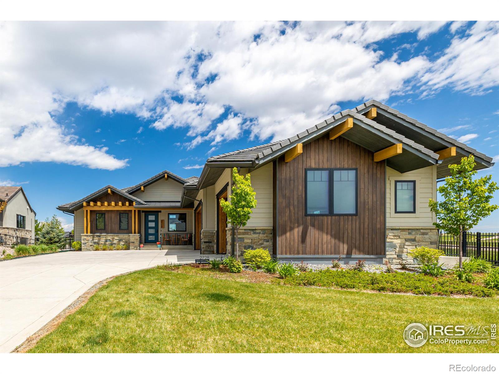 2728 HERON LAKES Parkway