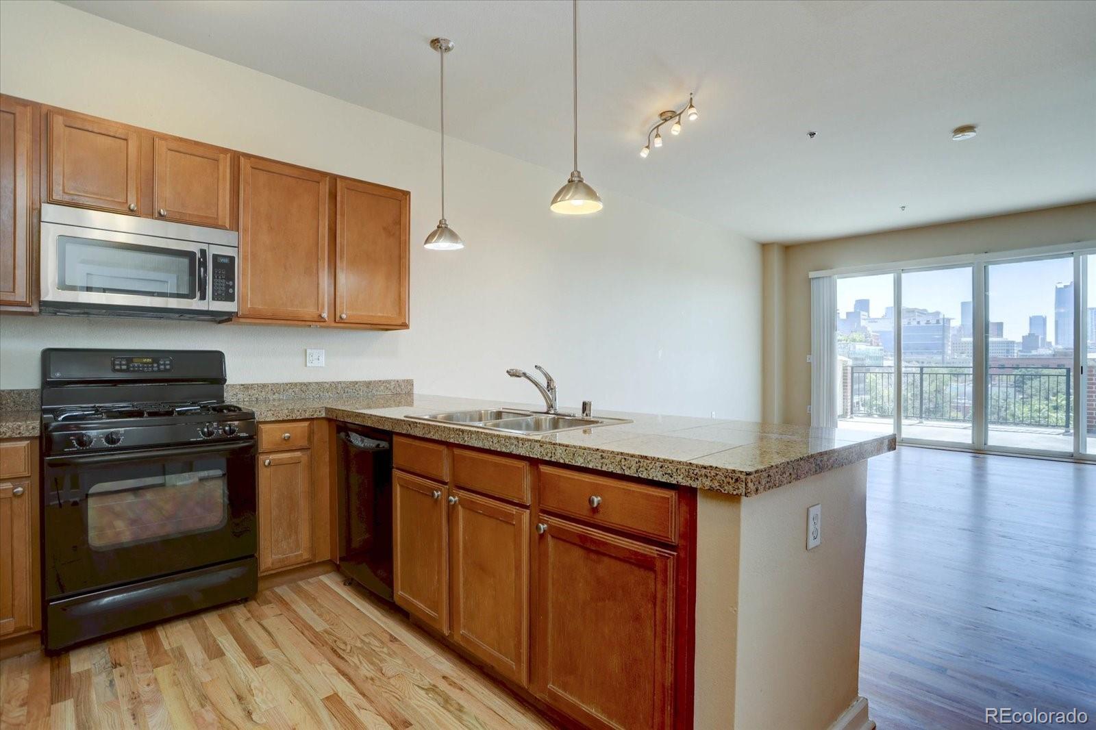 1441 Central Street 314, Denver, CO, 80211 3 1441 Central Street 314