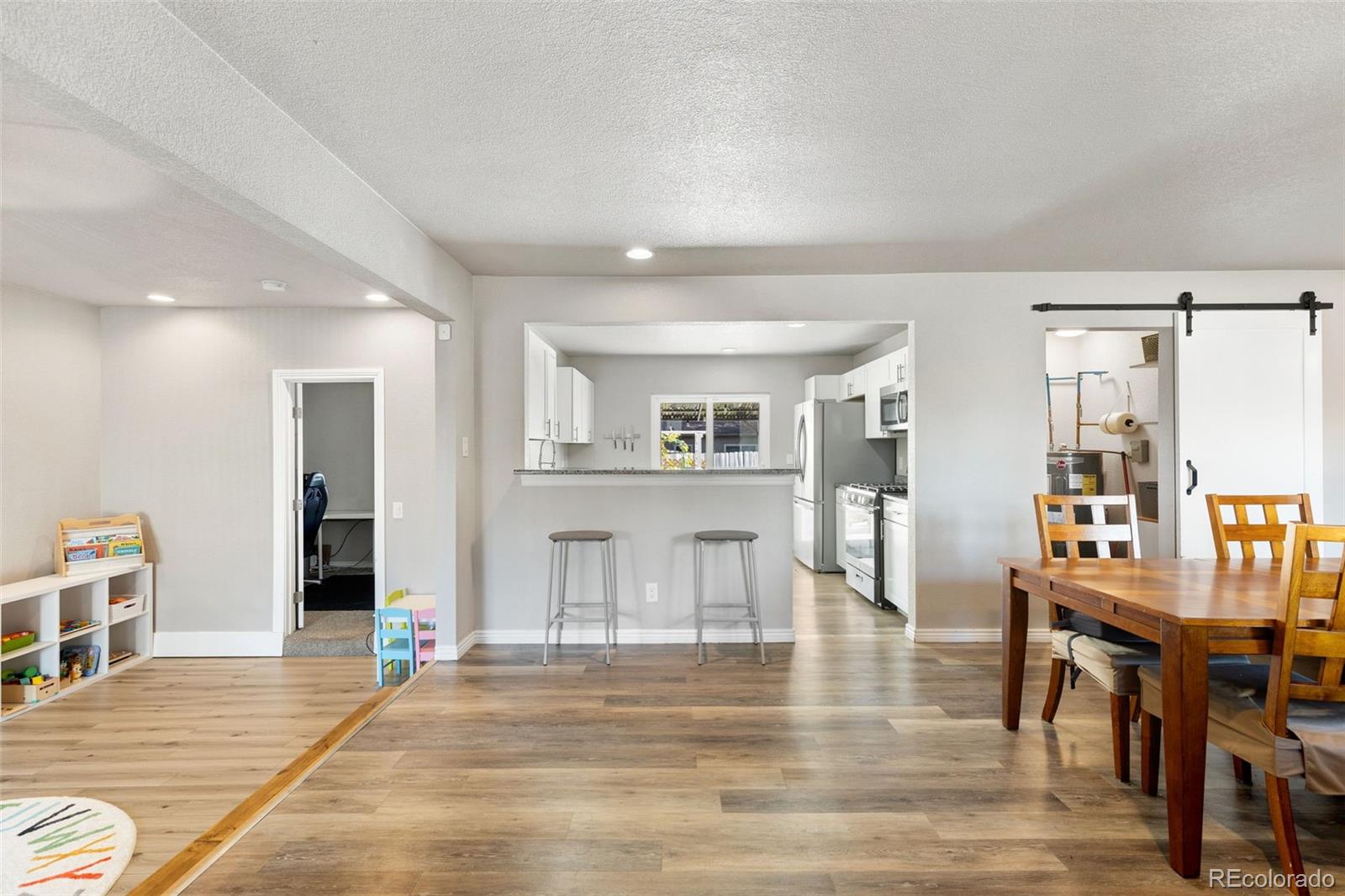 113 Everett Drive