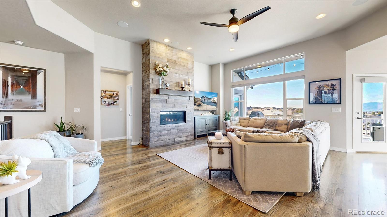 4649 Hanging Lake Circle