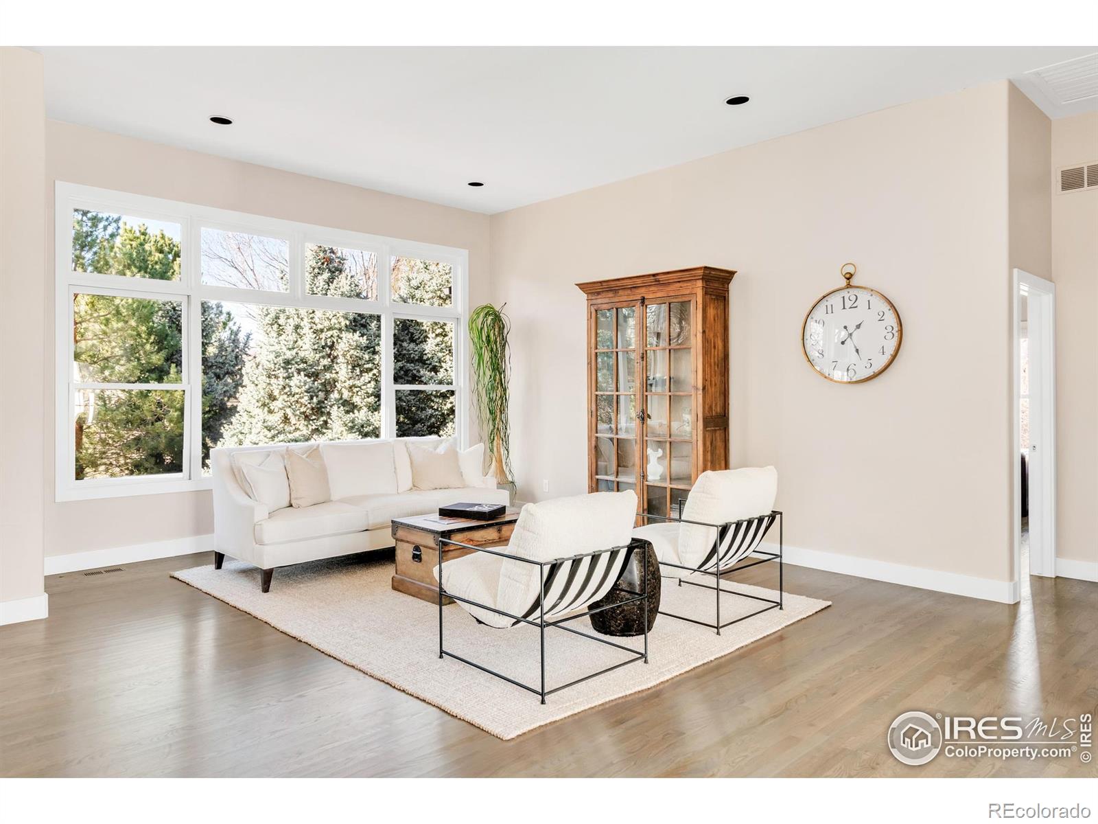 5249 Quail Hollow Court