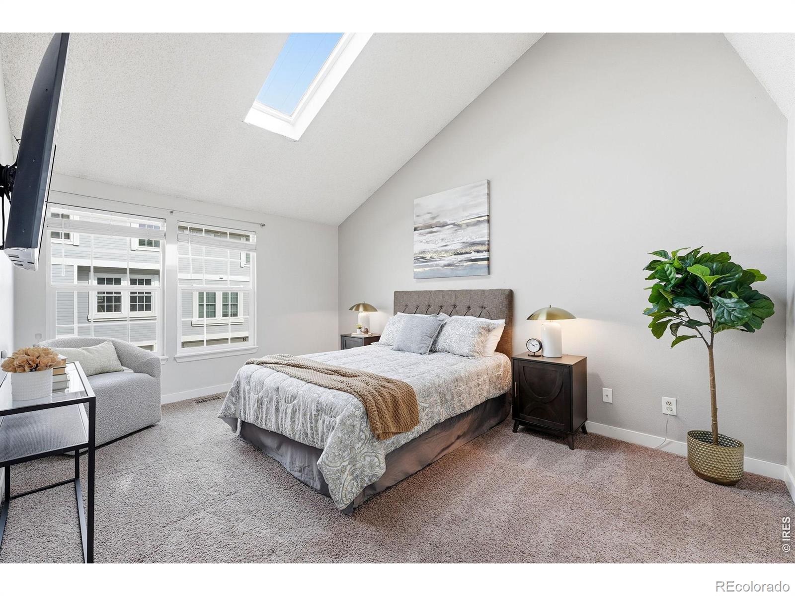 2892 W Long Circle G