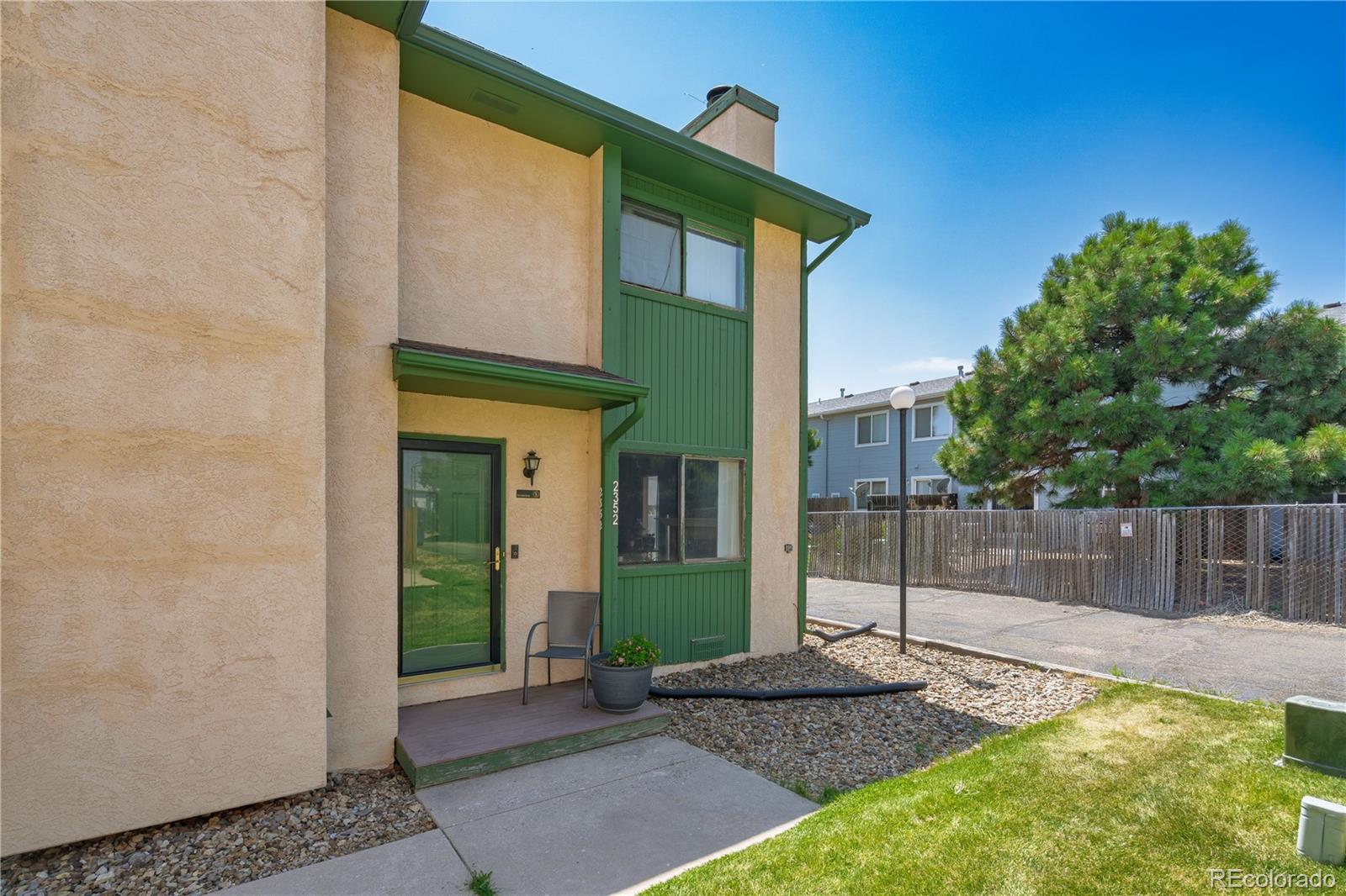 2352 Washo Circle