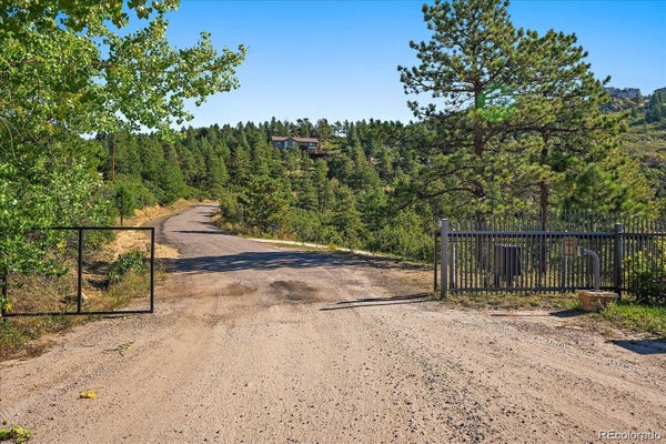 000 FLAT TOP TRAIL, LITTLETON, CO 80127 - Image aaa0439ab2b7659be9fb49b2e89e578a/2982534931
