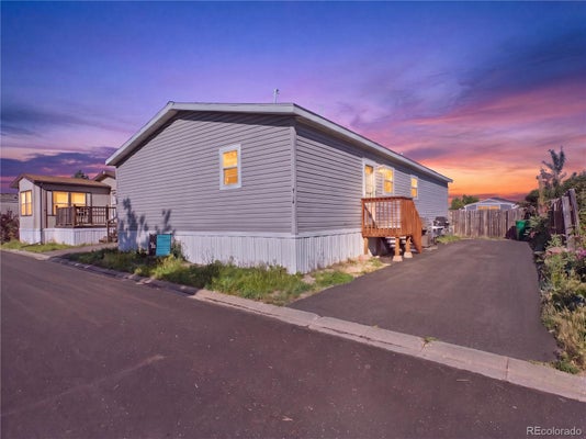 9710 LARK ST, DENVER, CO 80260 - Image aaabb06337e9cb9b7349b36fa17d386c/1042007371