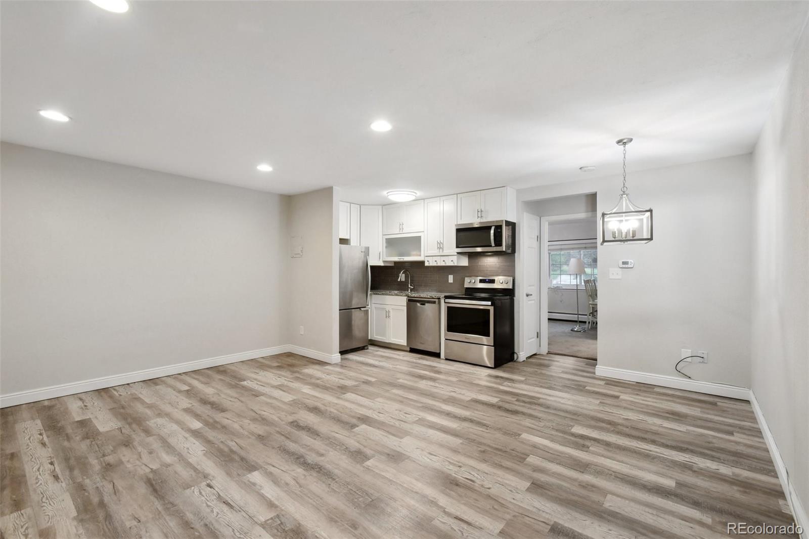 5875 E Iliff Avenue 108, Denver, CO, 80222 8 5875 E Iliff Avenue 108