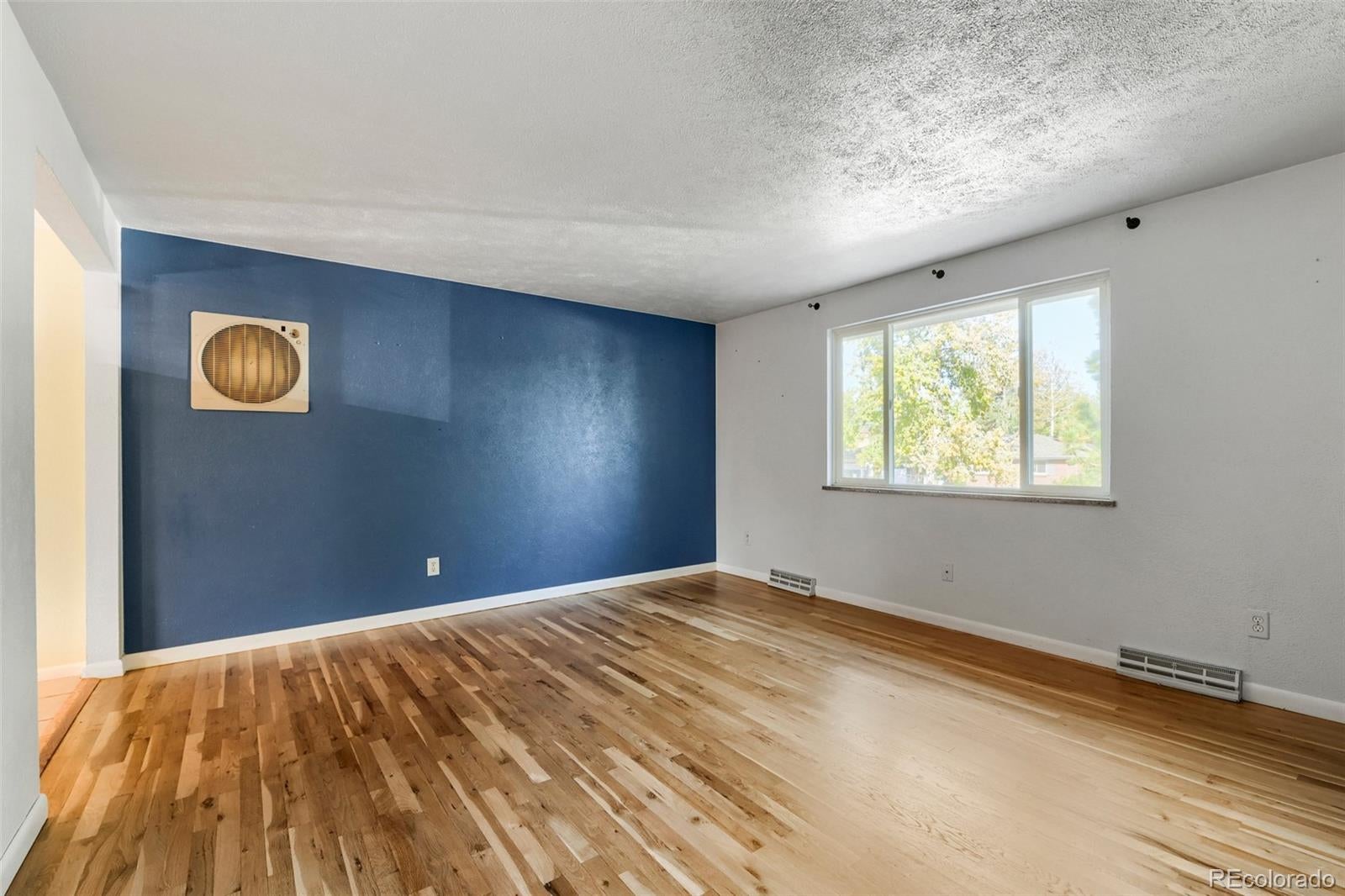 8427 Sheridan Court