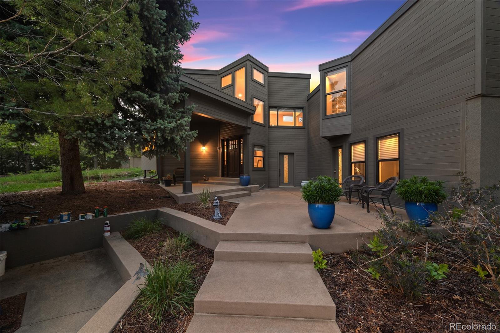 9855 E Dorado Avenue