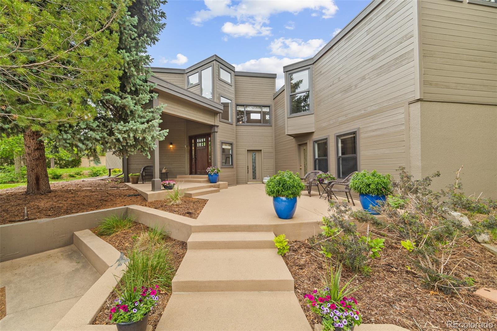 9855 E Dorado Avenue