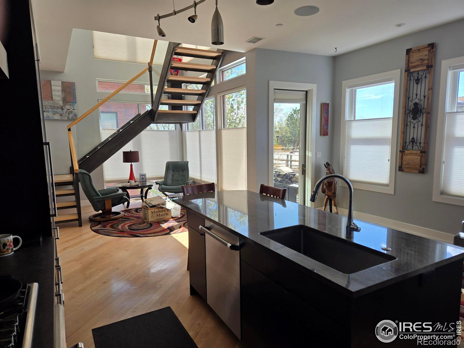 2336 Spruce Street 5
