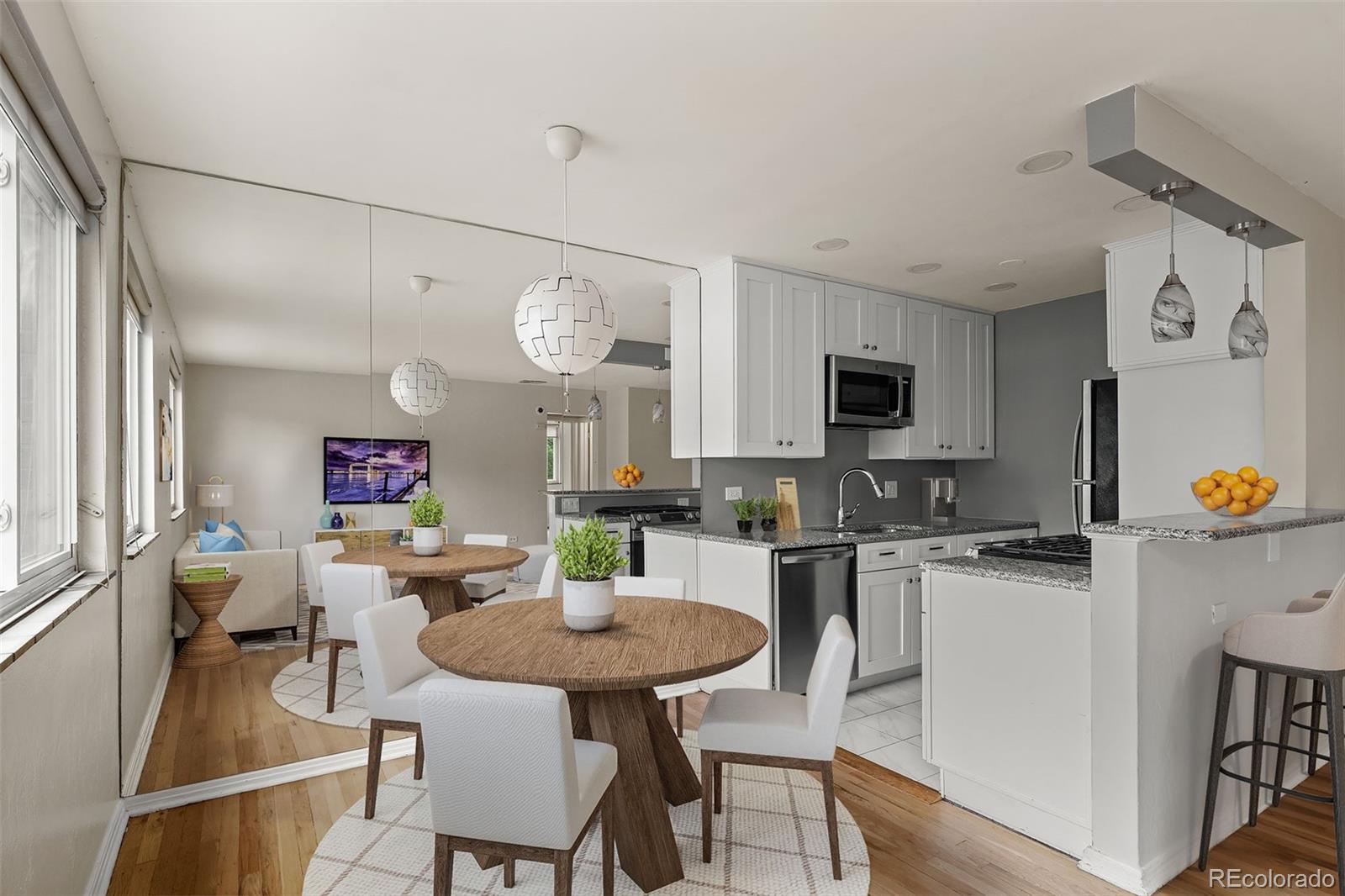 525 Jackson Street 304