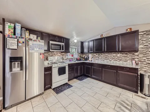 MLS: 4977886