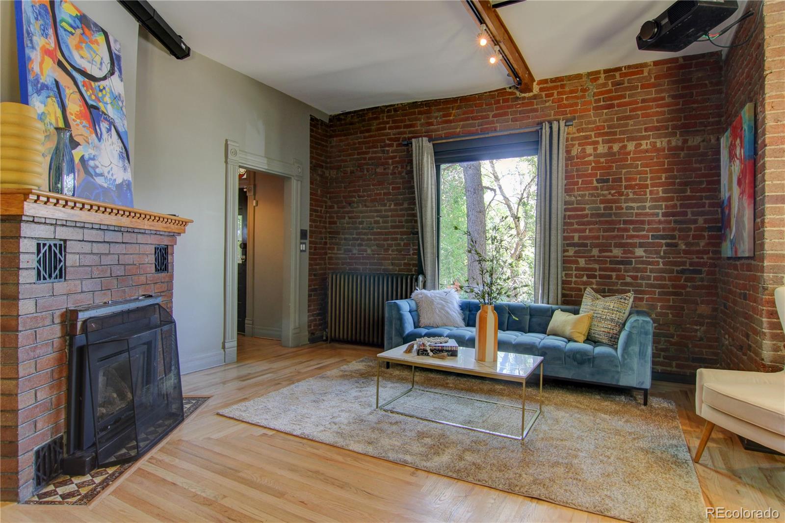 3259 W Hayward Place