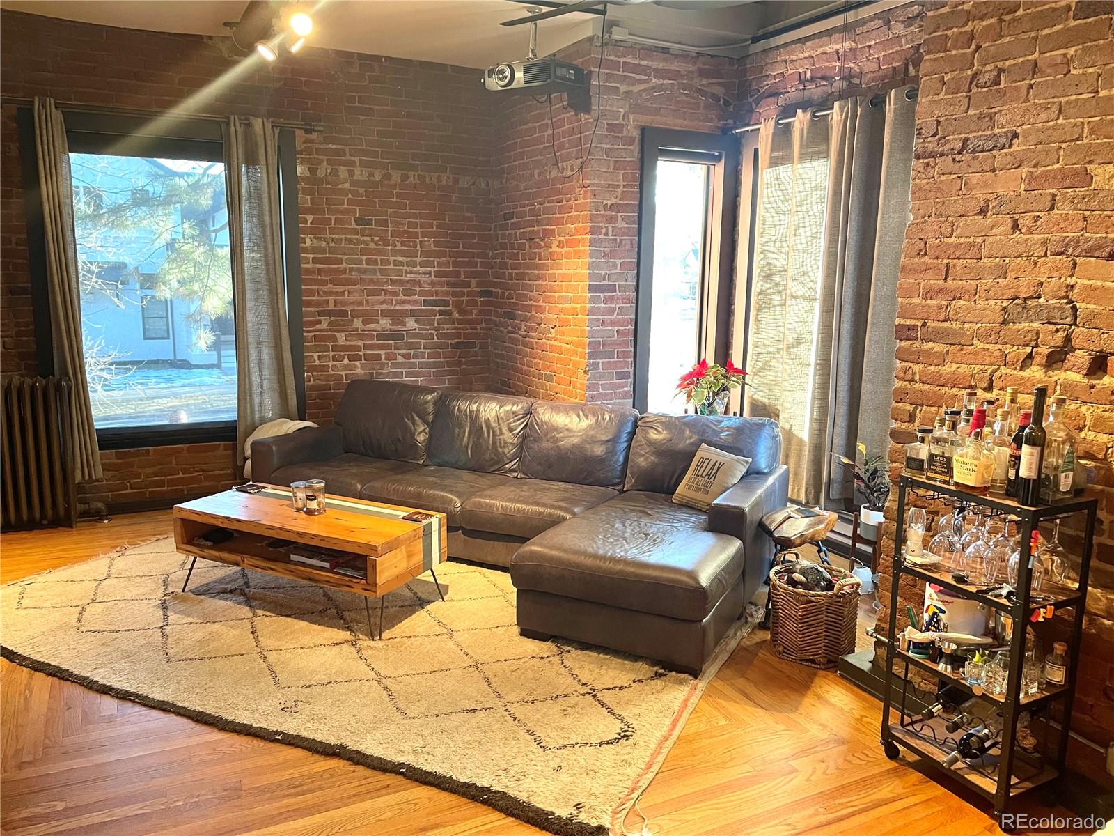 3259 W Hayward Place