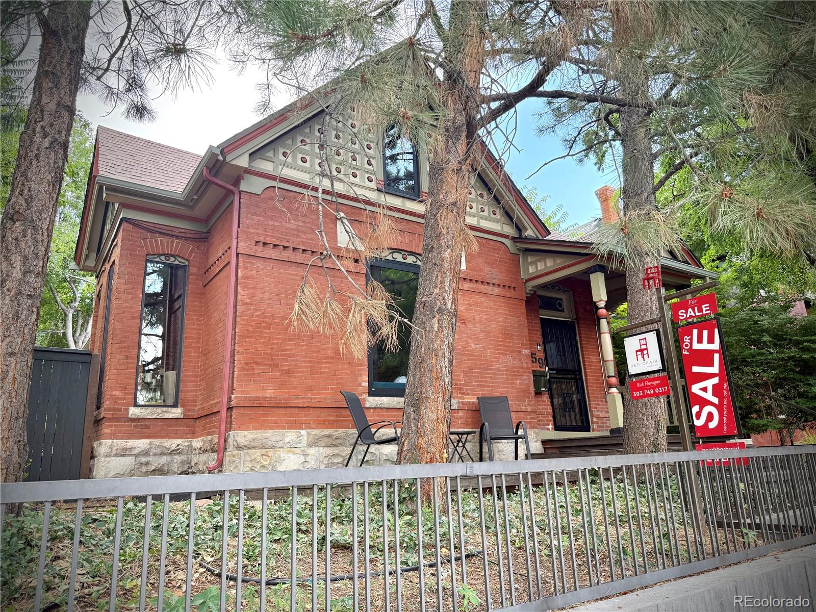 3259 W Hayward Place