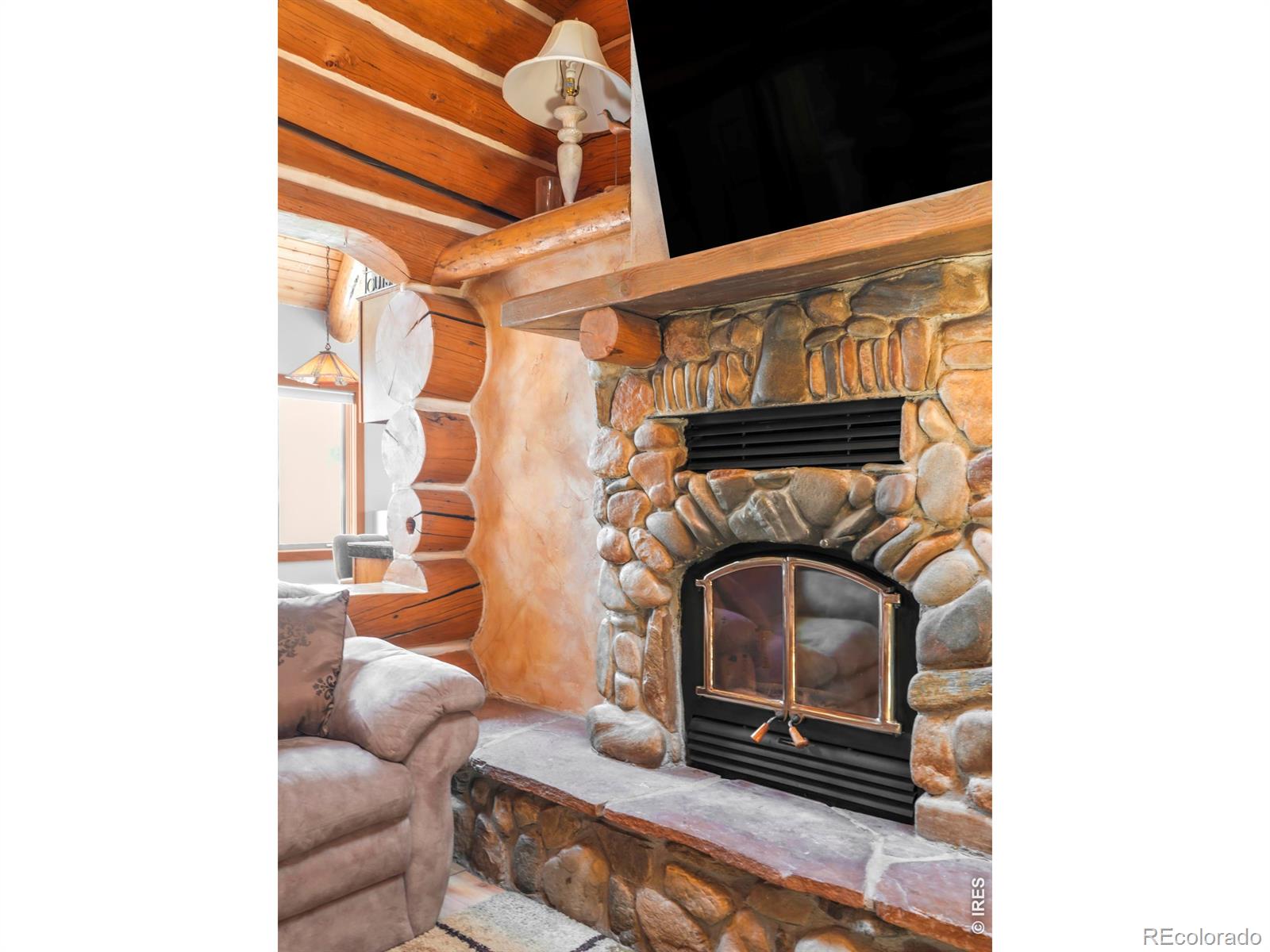 24043 Eagle Cliff Trail