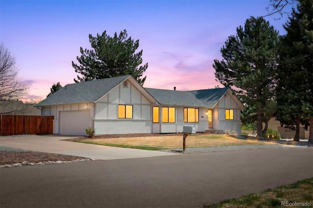 Photo of 4575 W Ponds Drive, Littleton, CO 80123 (MLS # 6016083)