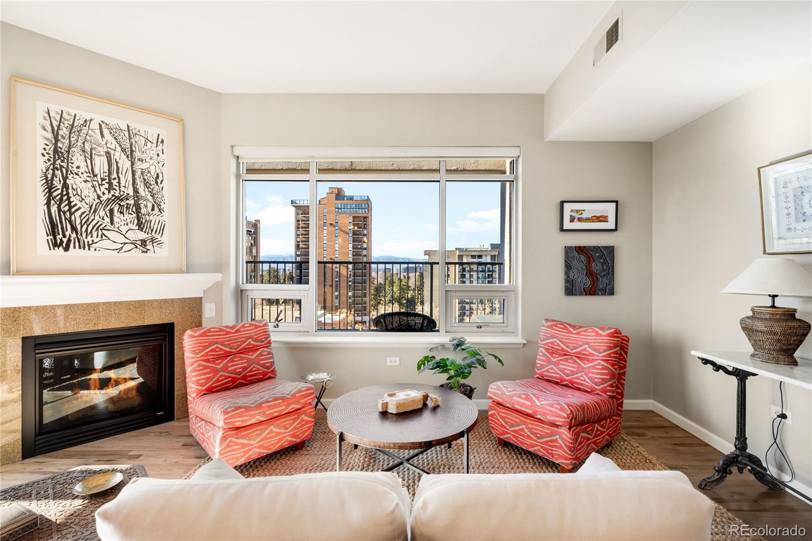 1150 Vine Street 1102