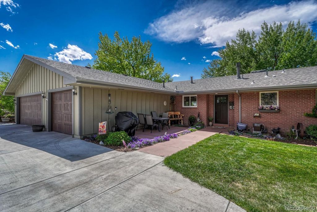 Photo of 2207 Frances Drive, Loveland, CO 80537 (MLS # 9087373)