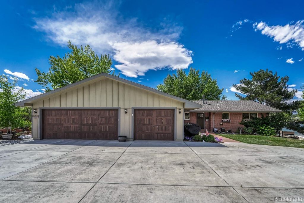 Photo of 2207 Frances Drive, Loveland, CO 80537 (MLS # 9087373)