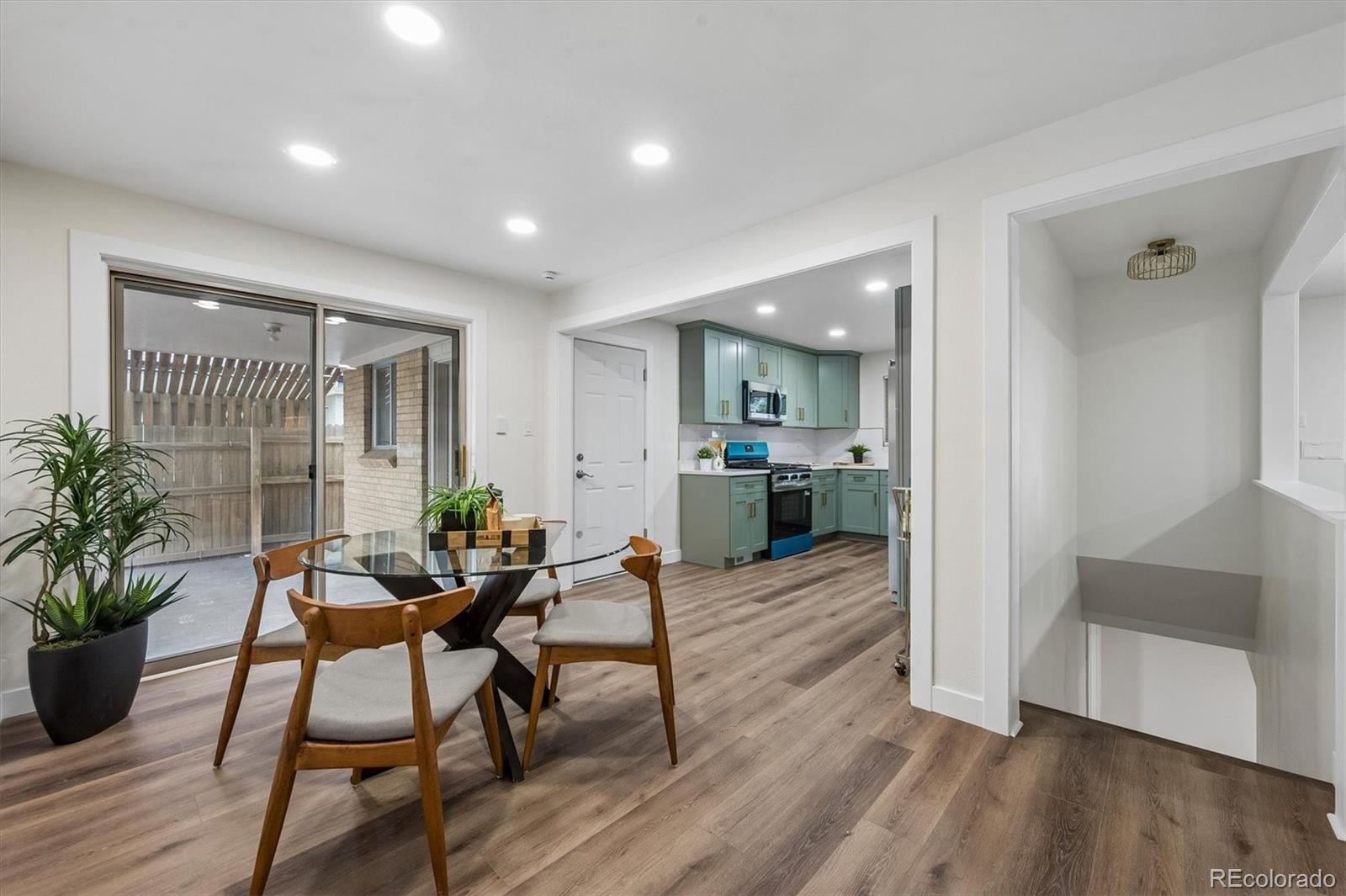 3210 Ursula Street, Aurora, CO, 80011 4 3210 Ursula Street