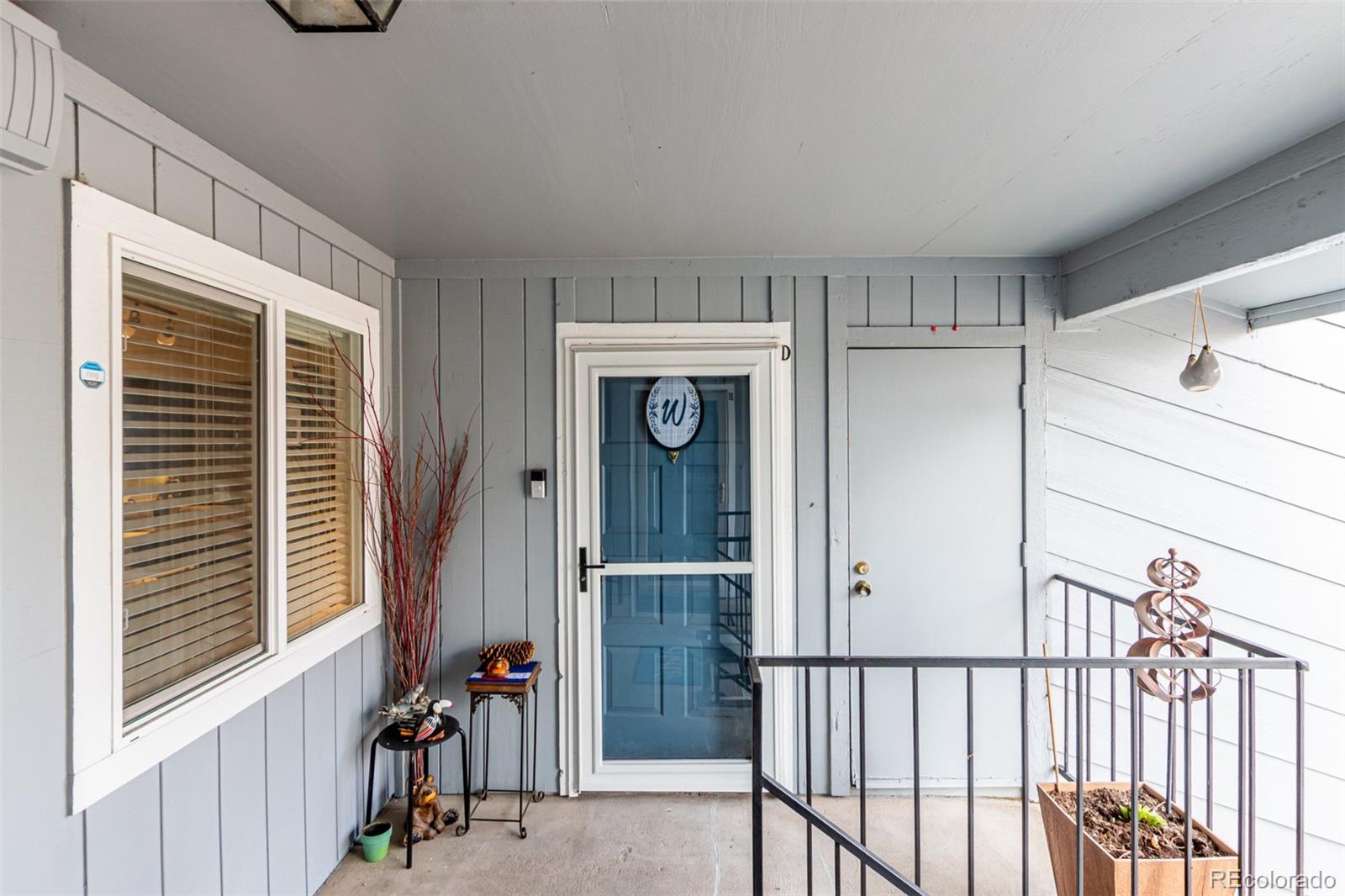 2330 E Fremont Avenue D19