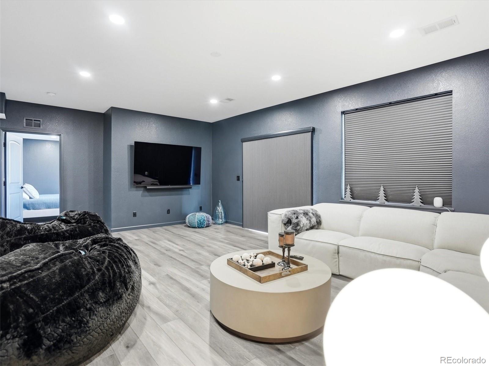 15461 Village Circle