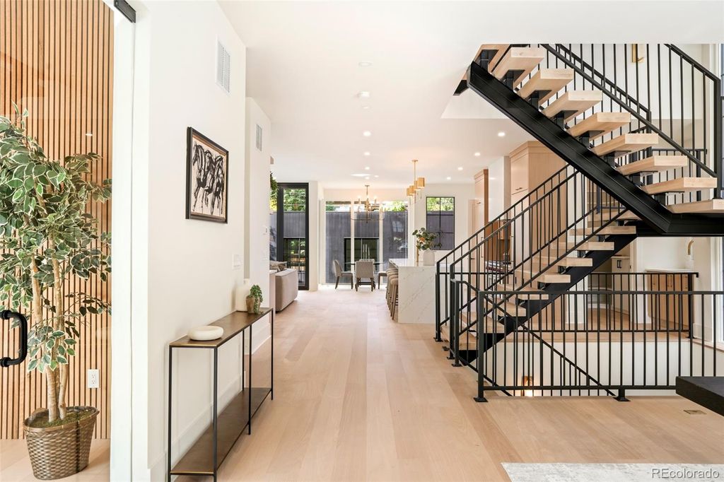 Photo of 547 S Williams Street, Denver, CO 80209 (MLS # 9429253)