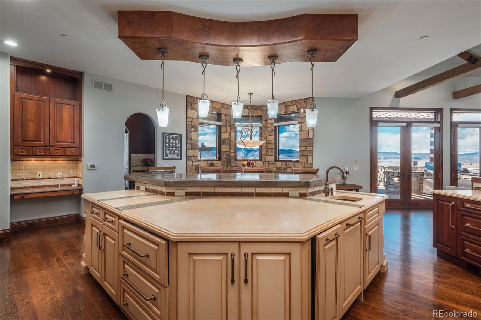 8871 Aspen Leaf Court