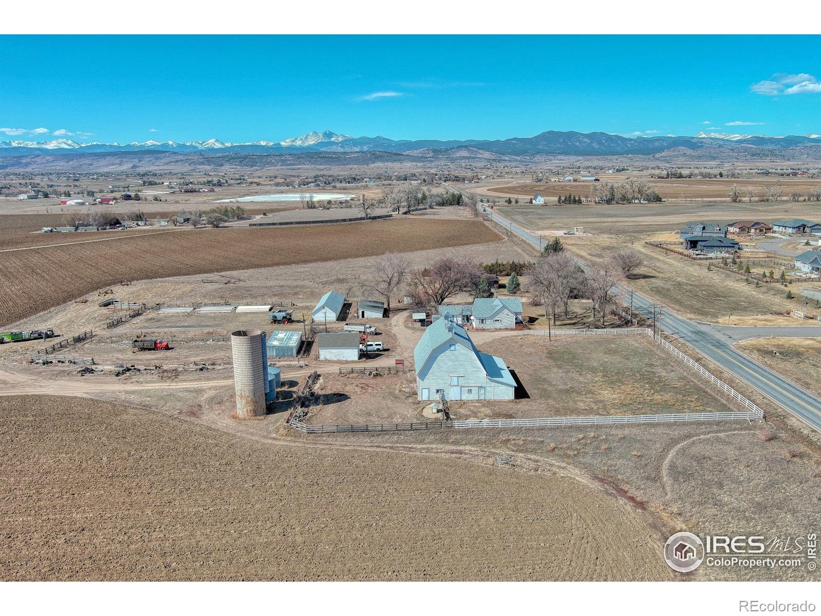 2237 W County Road 8