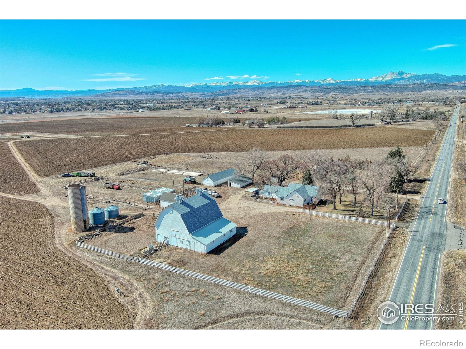 2237 W County Road 8