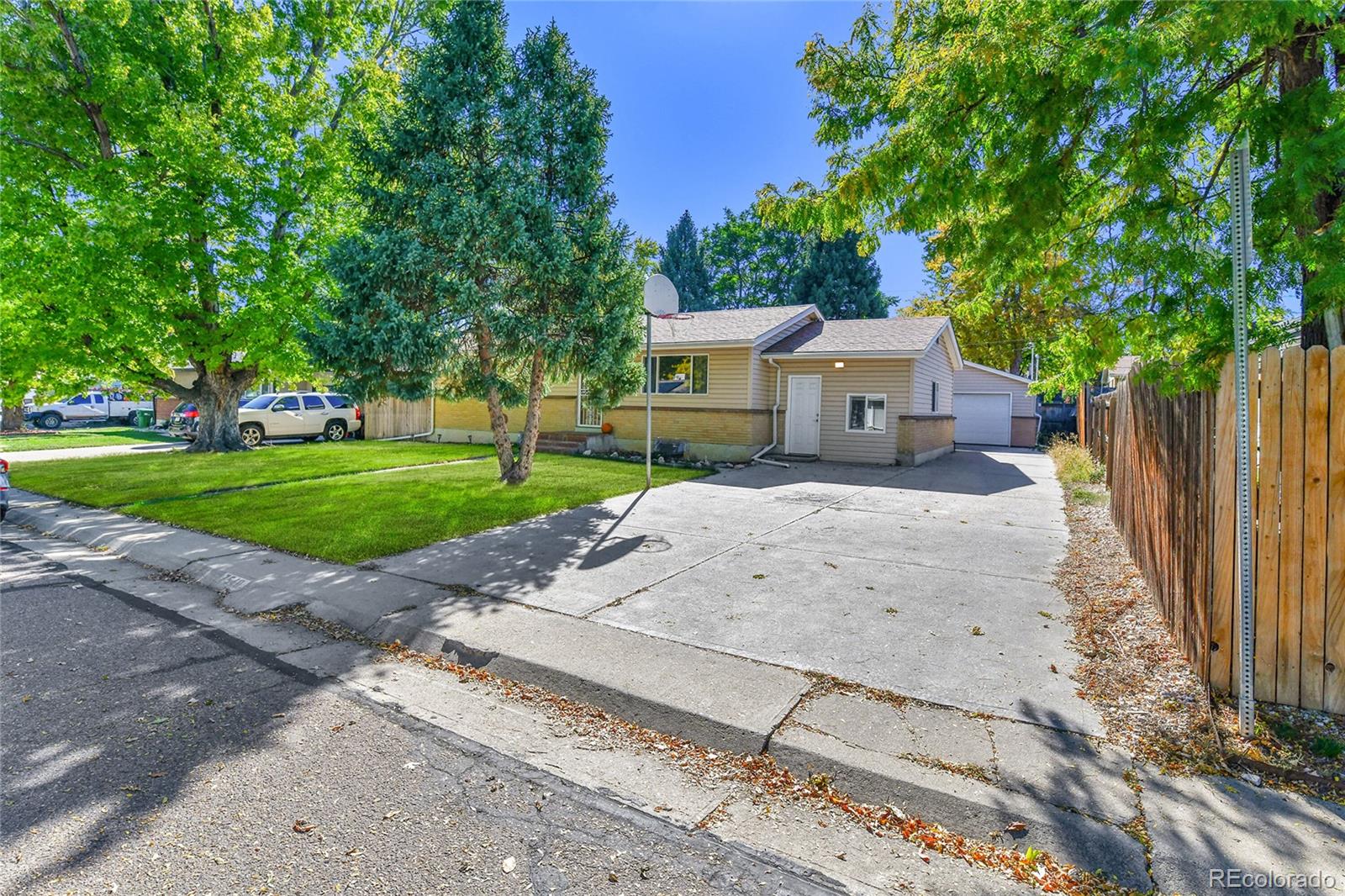 7540 W Mexico Drive, Lakewood, CO, 80232 3 7540 W Mexico Drive