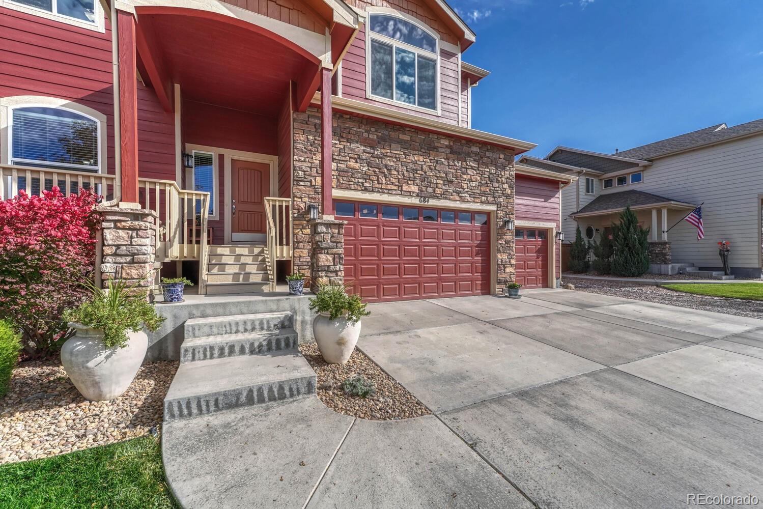 684 N 17th Avenue