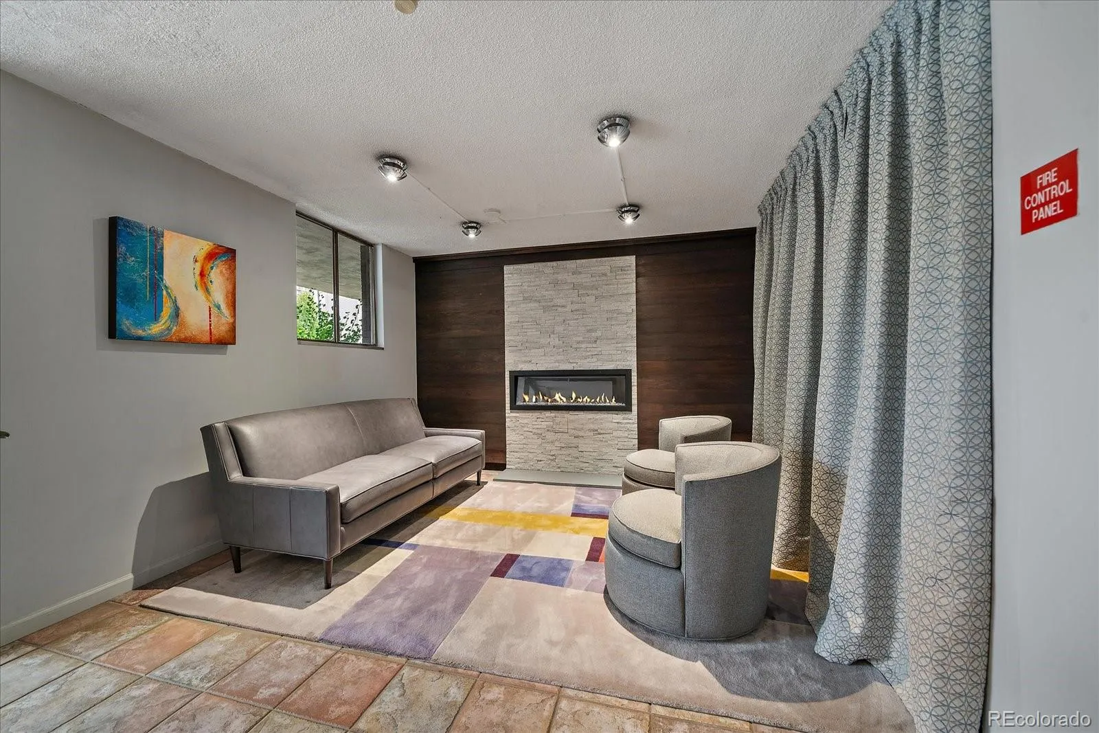 Denver, Colorado 80203, United States, ,1 BathroomBathrooms,Residential,Active,208182