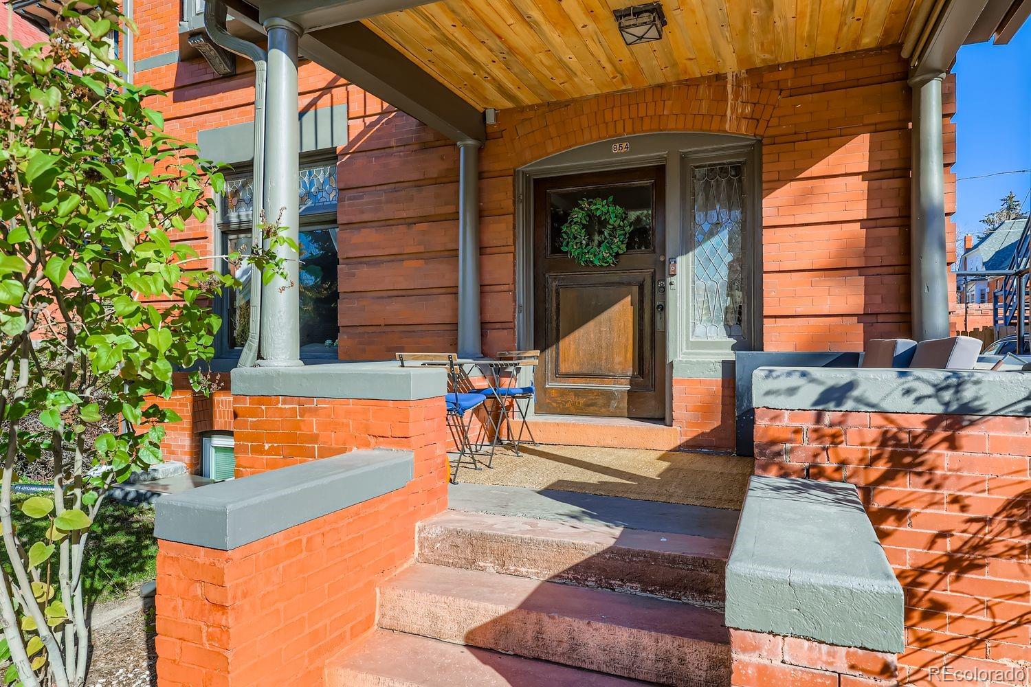 854 N Clarkson Street