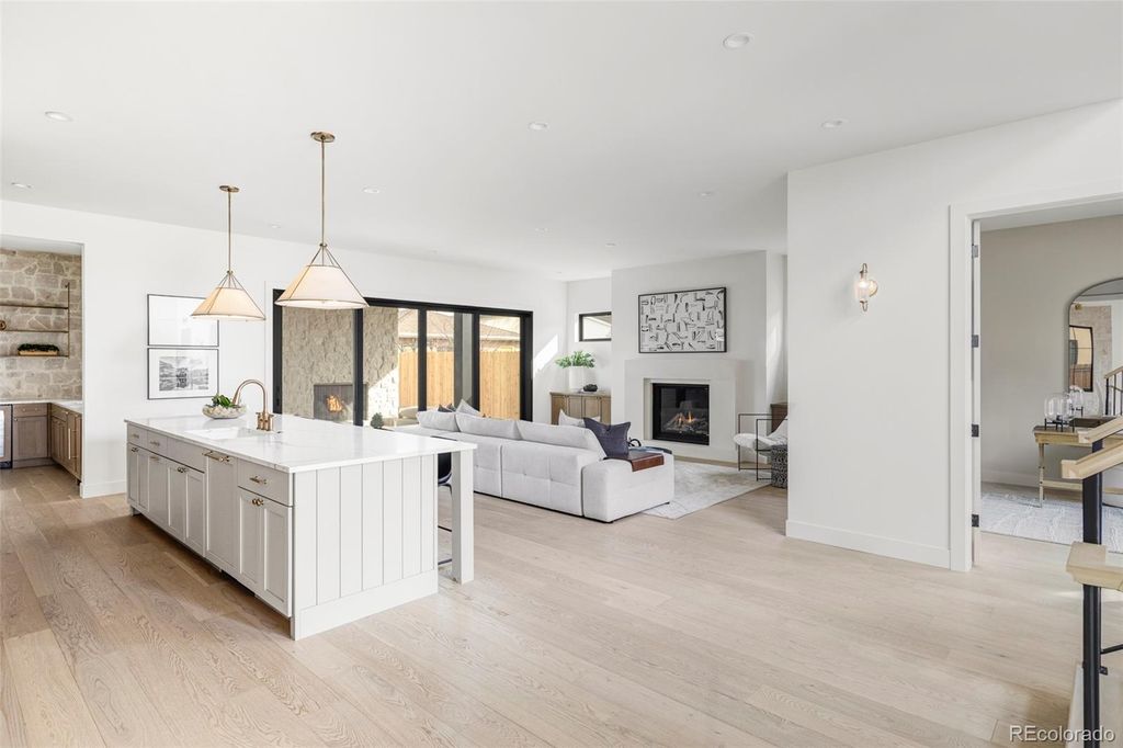 Photo of 1060 S Garfield Street, Denver, CO 80209 (MLS # 3968964)