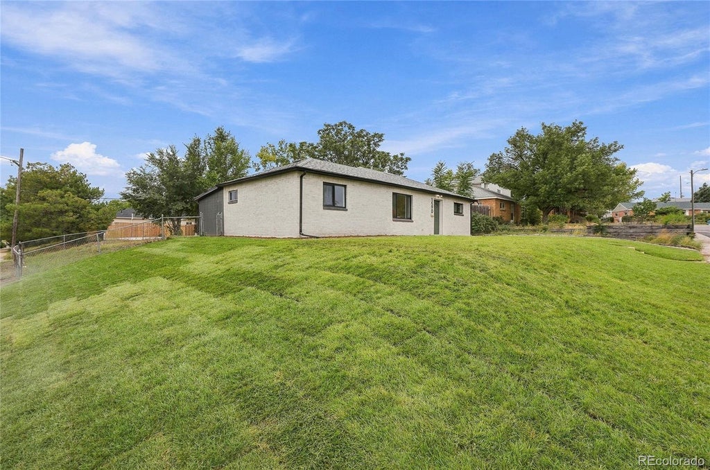 Photo of 1590 Oak Place, Thornton, CO 80229 (MLS # 2993853)