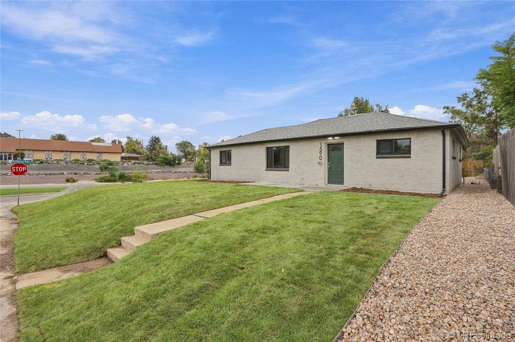 Photo of 1590 Oak Place, Thornton, CO 80229 (MLS # 2993853)