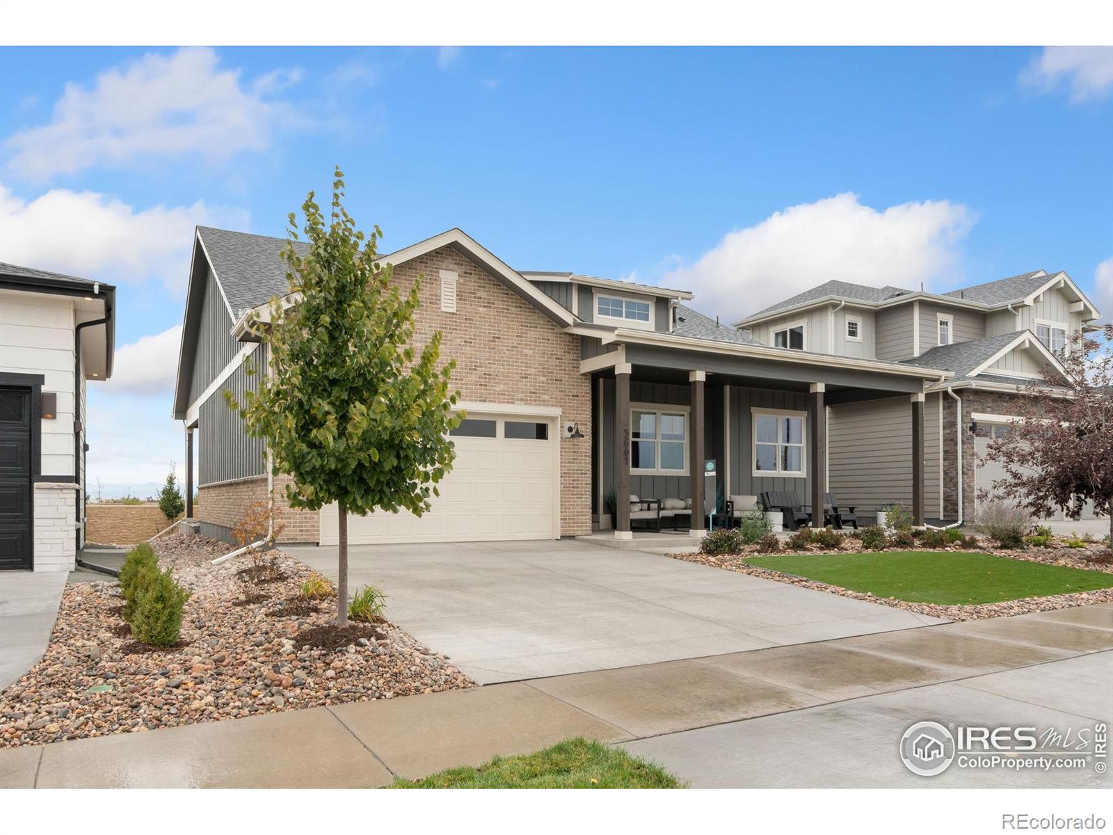 3661 N Buchanan Court