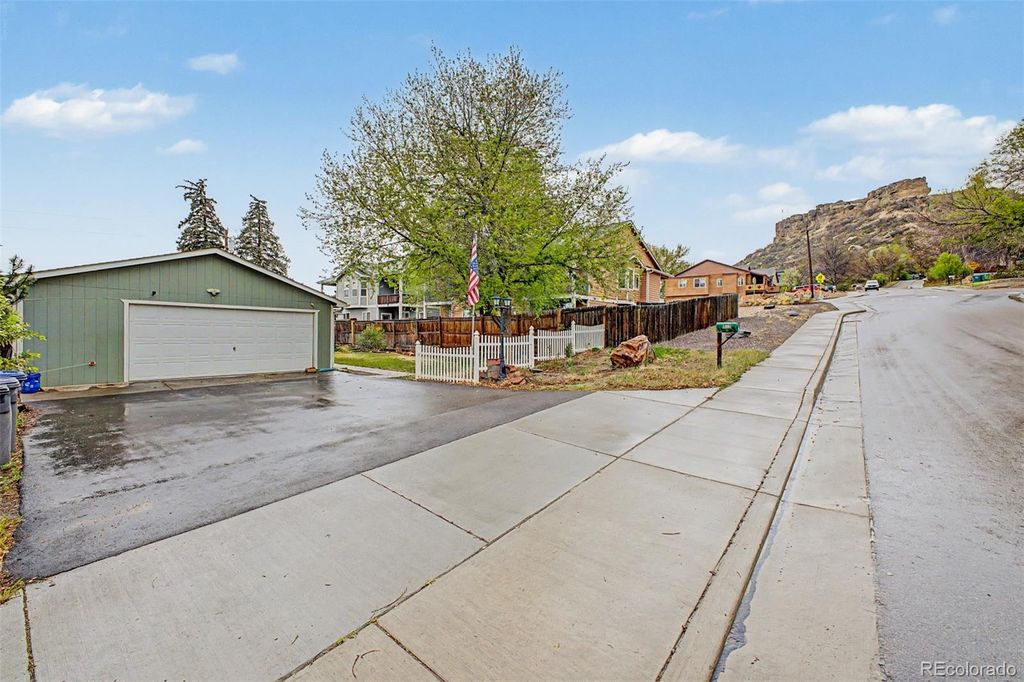 Photo of 515 Lewis Street, Castle Rock, CO 80104 (MLS # 6434784)