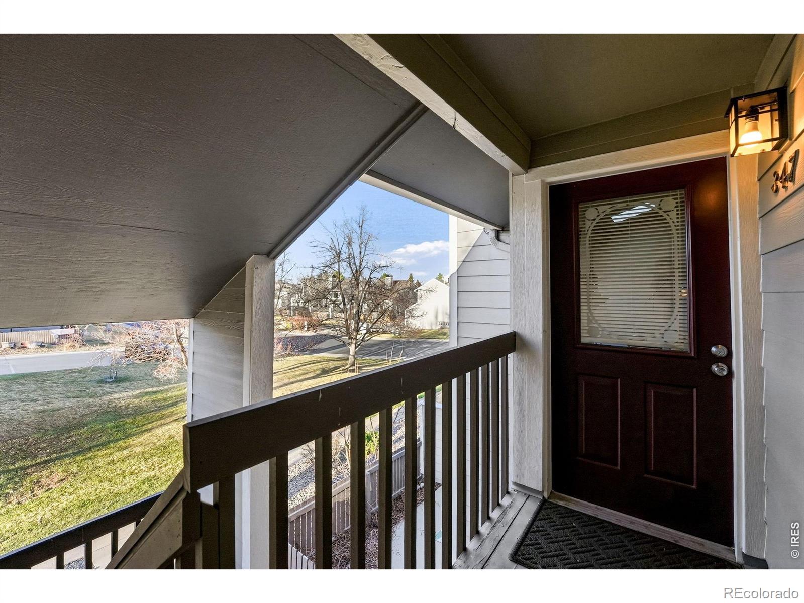 347 S Taft Court 16