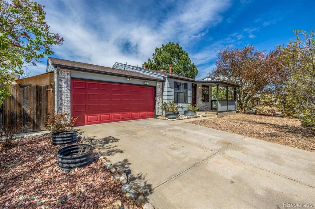 Photo of 215 Mckinley Drive, Bennett, CO 80102 (MLS # 8710622)