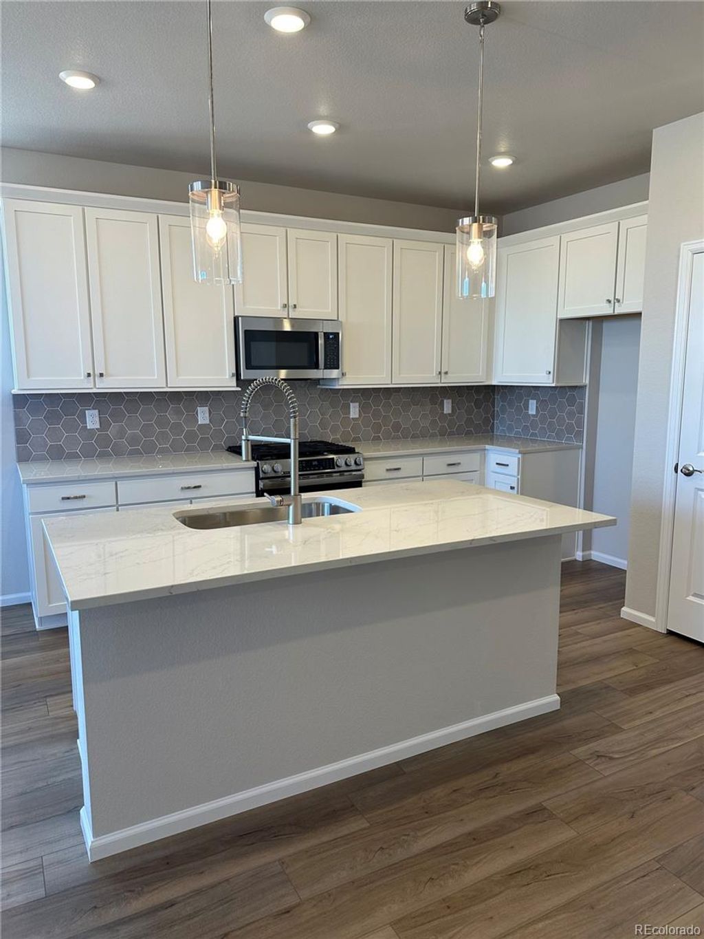 Photo of 15342 Poplar Street, Thornton, CO 80602 (MLS # 1528447)