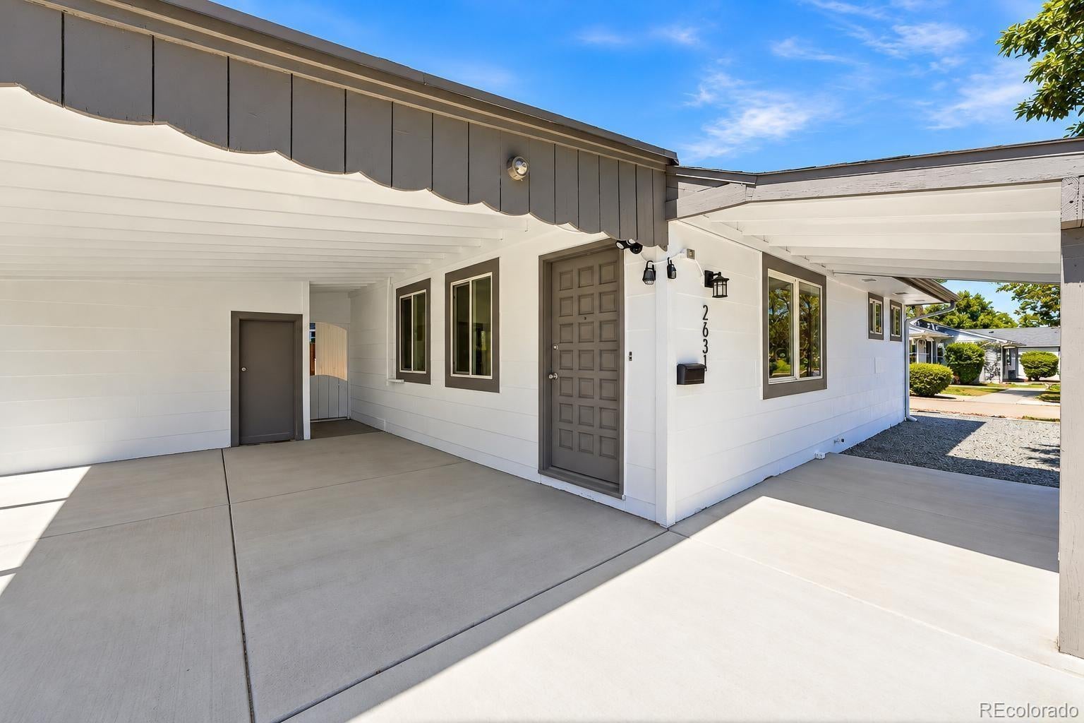 2631 S Green Court