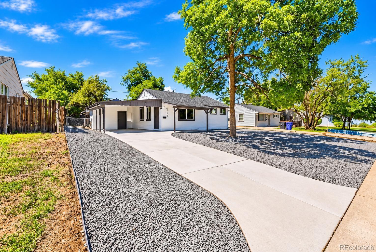 2631 S Green Court